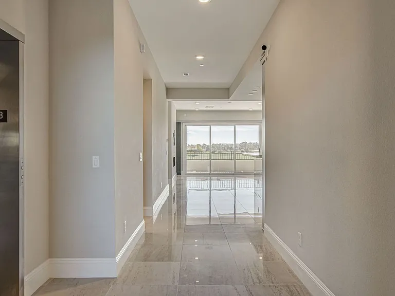 9133 Las Manaitas Ave #302 — Photo 5