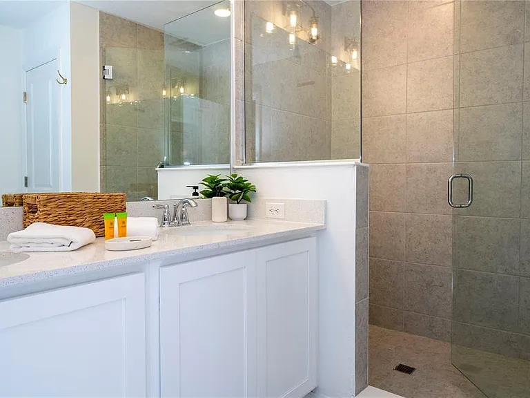 686 Longboat Dr — Photo 26