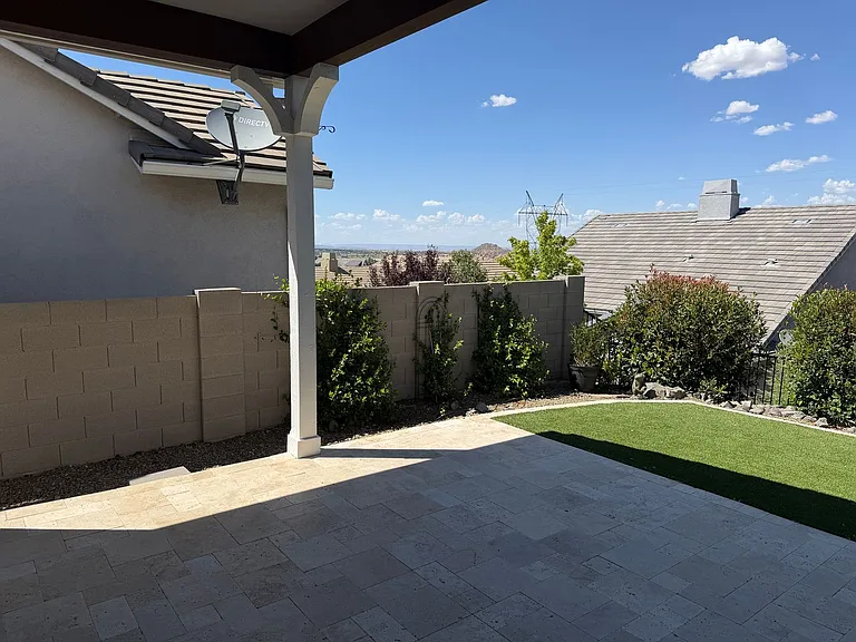2206 Calgary Dr — Photo 23