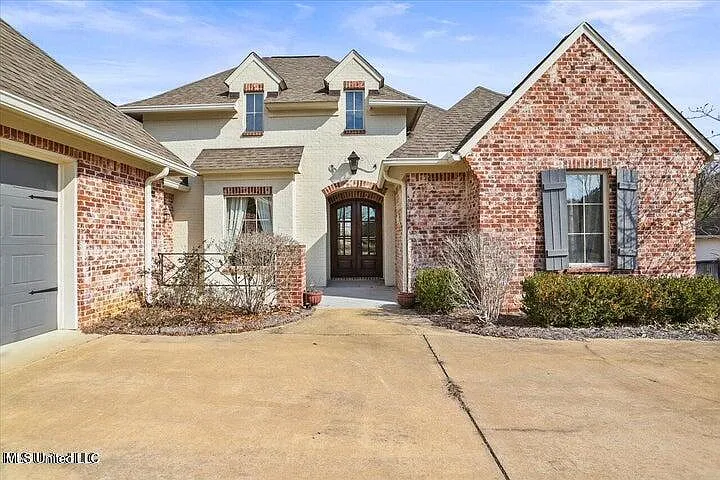 102 Cypress Lake Blvd S — Photo 3