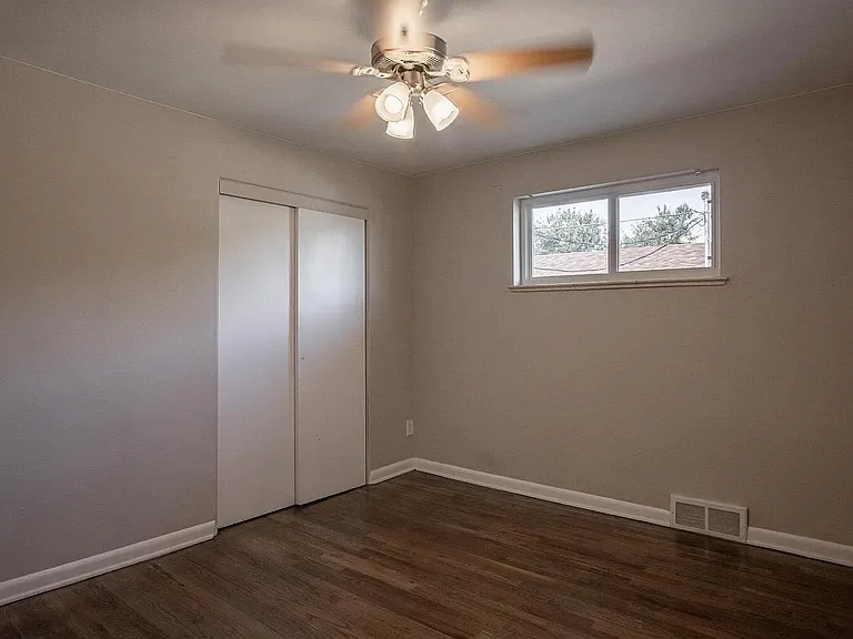 1381 S Grant St — Photo 12