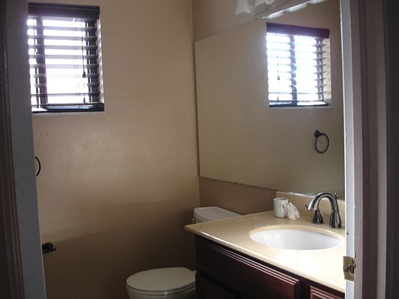 4th image of 46 Grand Junction Blvd