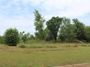 237 Wentworth Ln, Albany, GA 31721