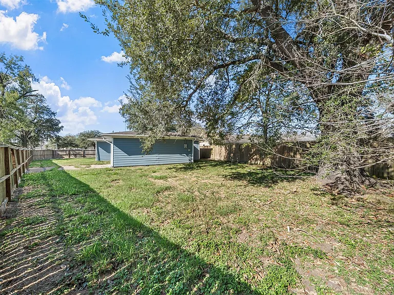 7019 Sur Ct — Photo 22