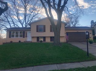 4912 Harrison St, Davenport, IA 52806