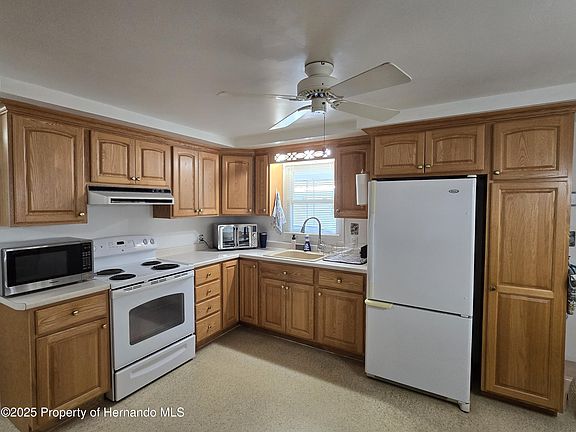 5th image of 7366 First Loop Ave