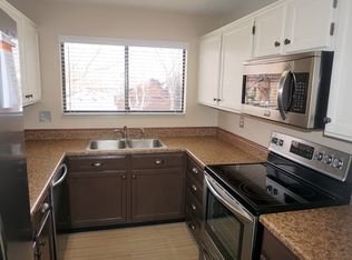 433 Wright St APT 201, Lakewood, CO 80228