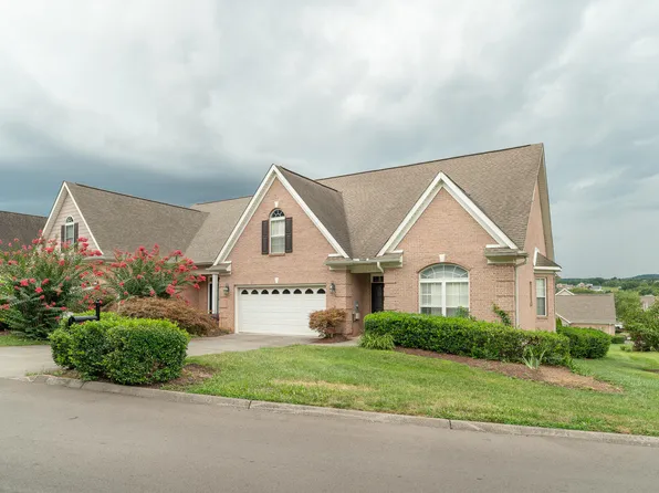 1079 Creekside Village Way, Seymour, TN 37865