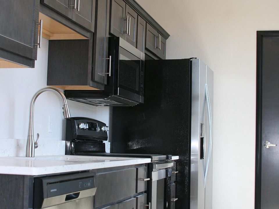 1 Bed Kitchen (Facing East)