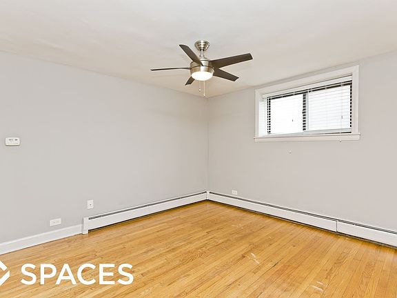 3rd image of 2538 N California Ave