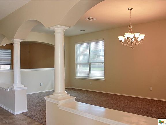 3rd image of 5200 Bridgewood Dr