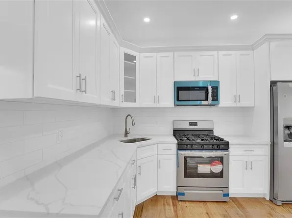 196 Brighton Tenth Ct, Brooklyn, NY 11235