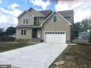 702 Cambridge Rd, Lanoka Harbor, NJ 08734