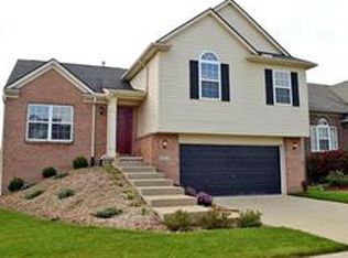 1657 Golfview Dr, Ypsilanti, MI