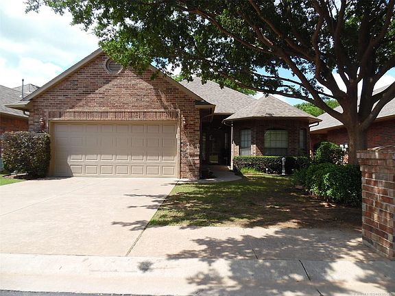 2nd image of 4021 NE 138th St