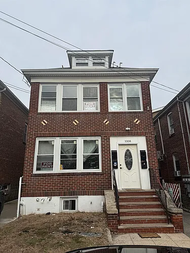 1008 74th St #1 Photo 1