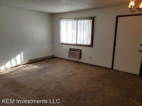 5th image of 520 S 5th Ave E APT 3