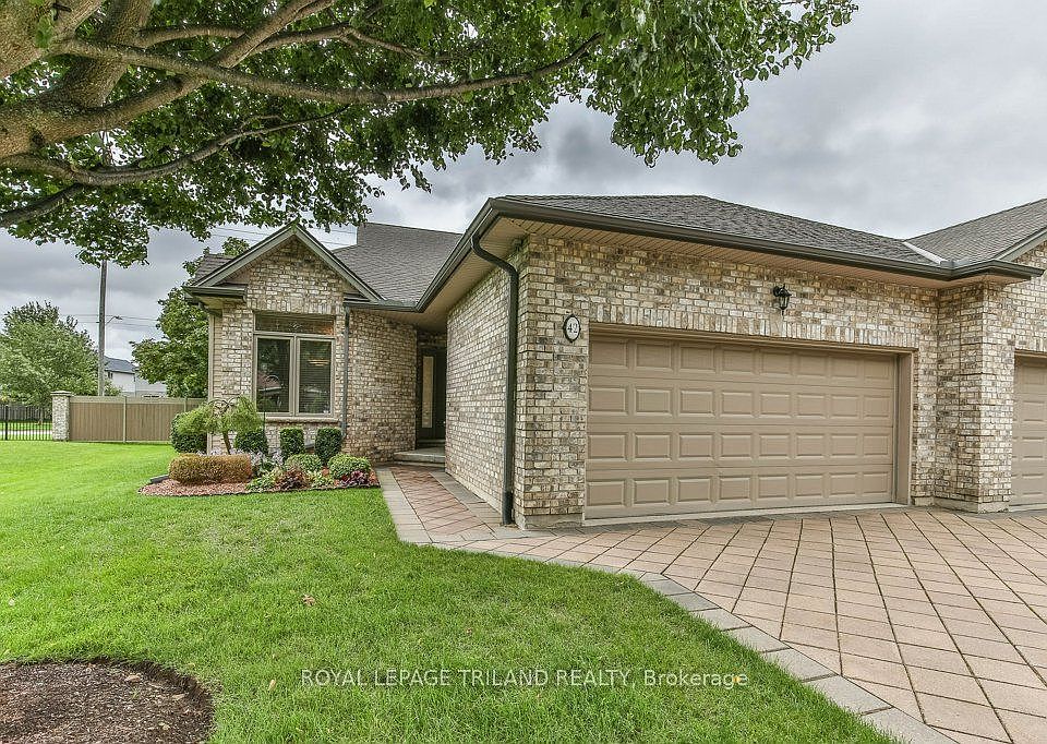 1st image of 44 Edgevalley Rd #42