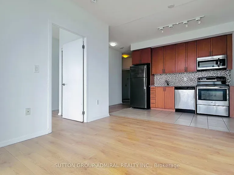 830 Lawrence Ave W #2911 — Photo 10