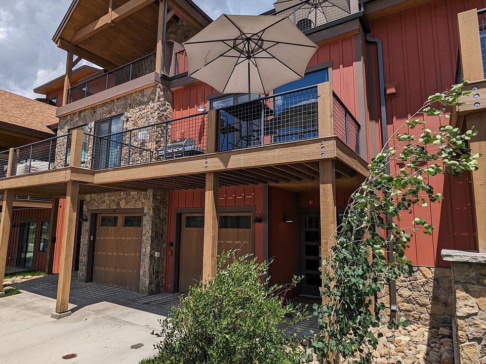 Front of townhome building
