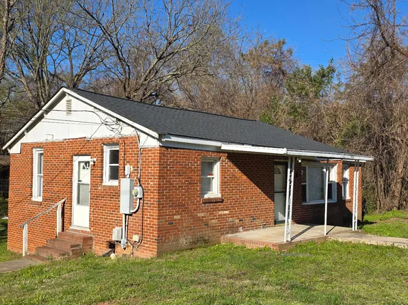 305 N Kendall St, Norwood, NC 28128