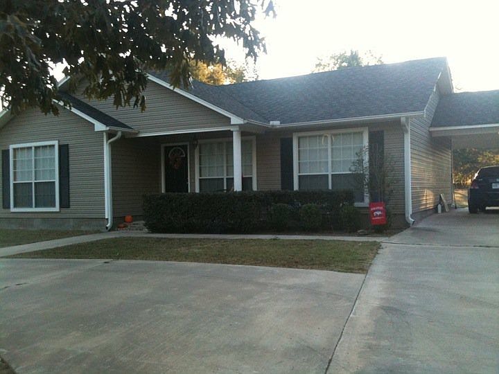 1st image of 137 S Briarwood Dr