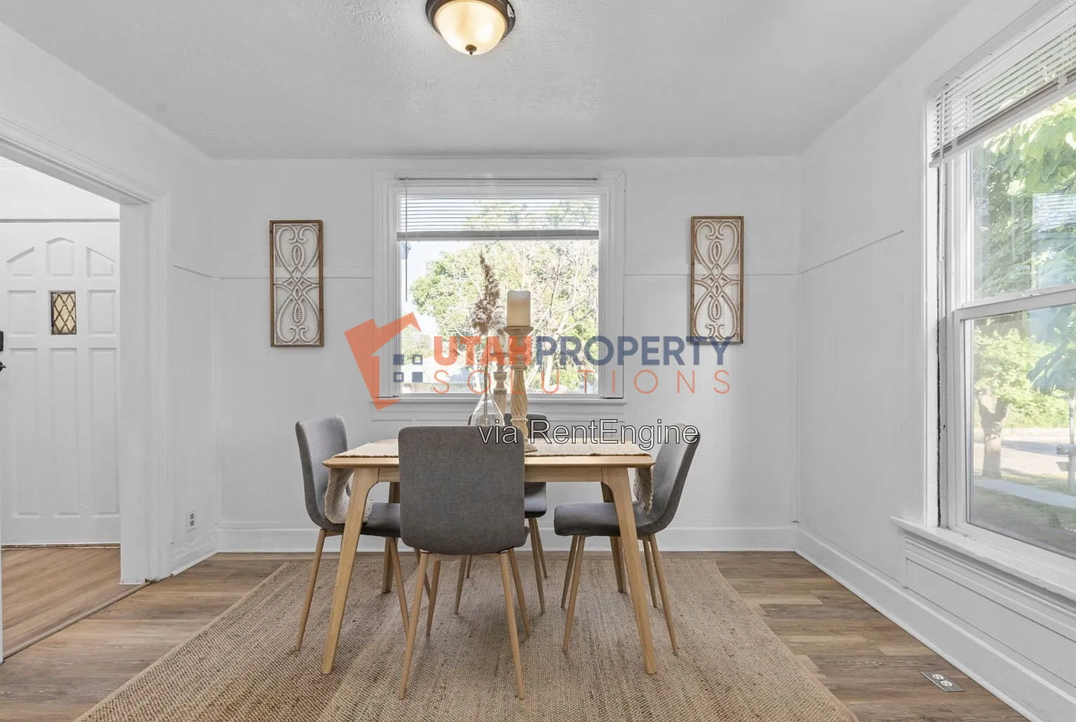 2 bed, 1.0 bath, 1180 sqft, $1,925 — Photo 2