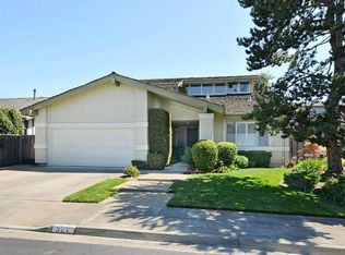 321 Mainsail Ct, Foster City, CA 94404