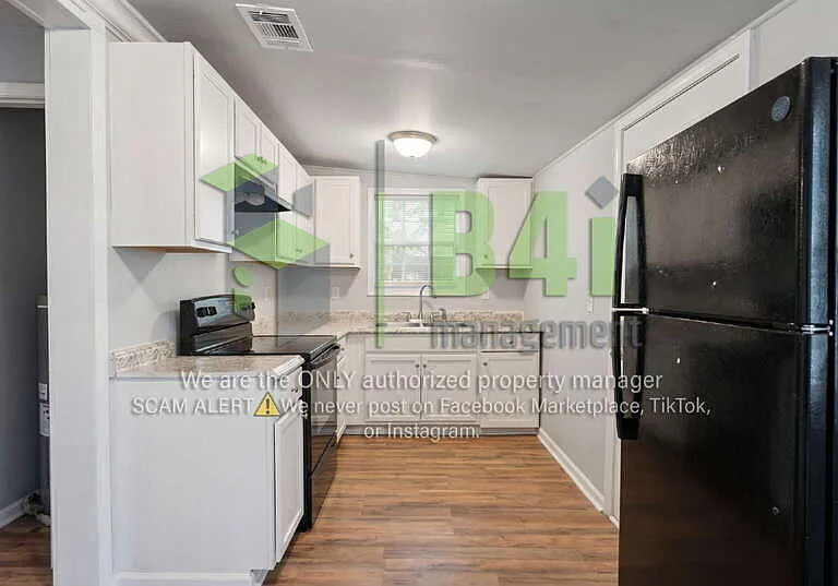 934 Motley St — Photo 5