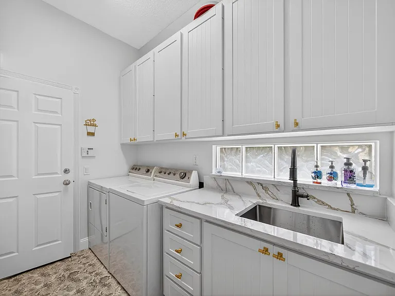 11357 SW Northland Dr — Photo 19
