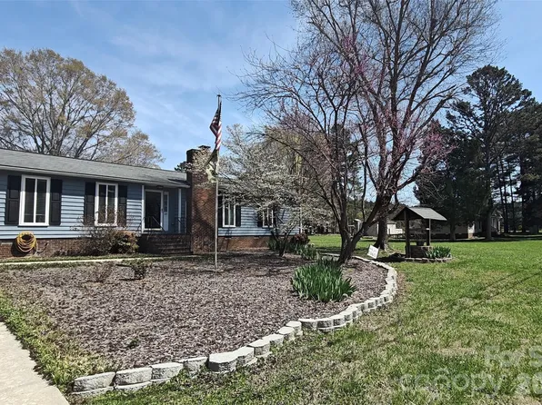 120 Greenway Dr, Salisbury, NC 28144