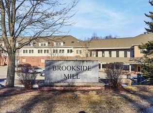 12 Brookside Rd UNIT 13, Westford, MA 01886