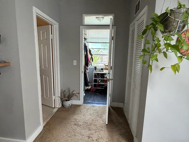 2844 N Whipple St #R2 — Photo 38