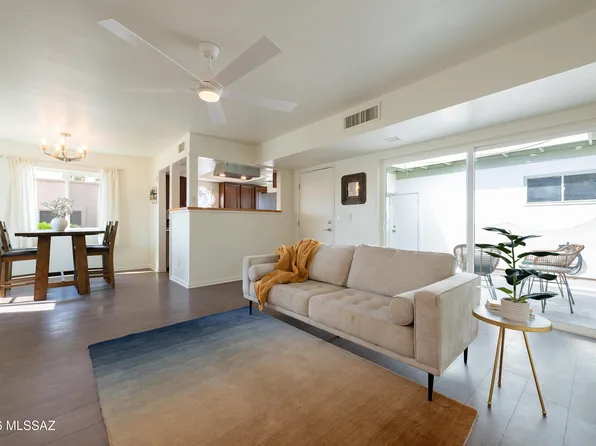 8334 E Cypress Point Ln, Tucson, AZ 85710