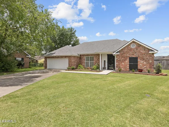 210 Silver Creek Cir, Lafayette, LA 70508