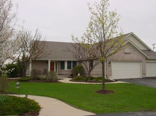 675 Charleston Ct, Brookfield, WI 53045