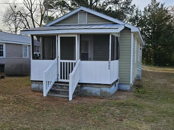 806 Brooklyn Blvd, Nashville, NC 27856