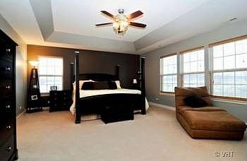 3rd image of 5851 Chatham Dr