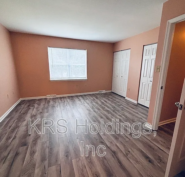 1235 Thomas Jefferson Pl — Photo 23