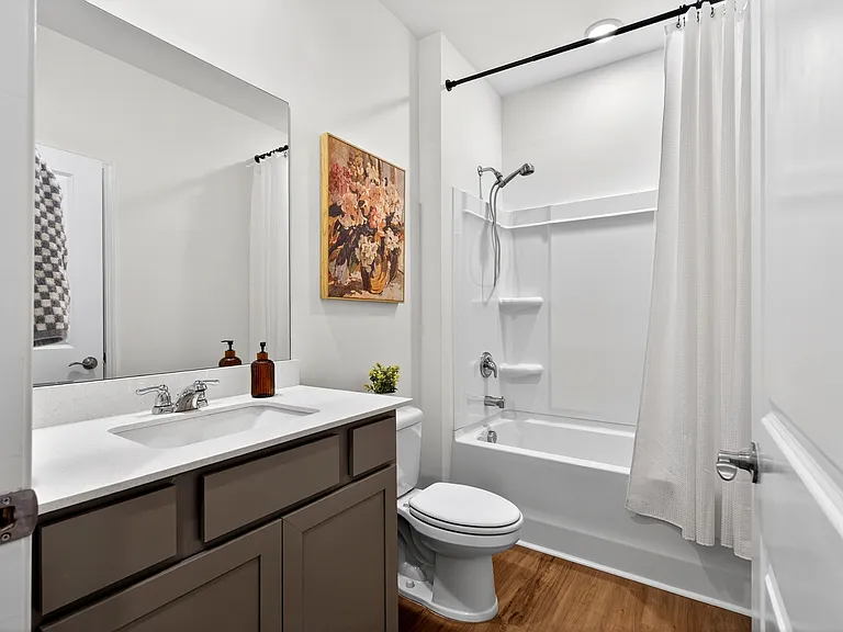 3912 Sadie St — Photo 5