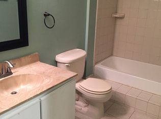 1910 Villaridge Dr, Reston, VA 20191