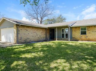 312 Bowling Green Cir, Lewisville, TX 75067