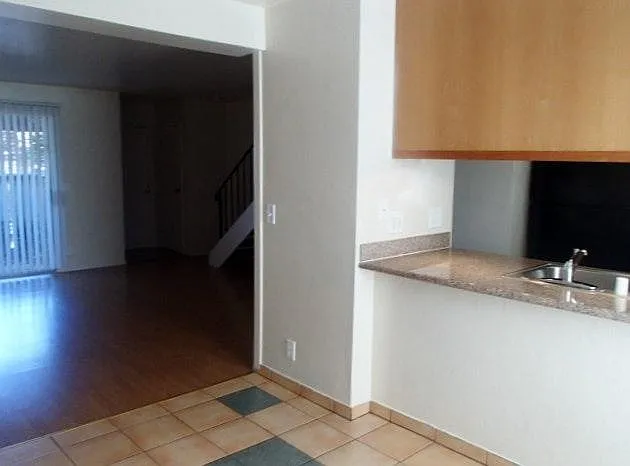 79 Villa Cir — Photo 4