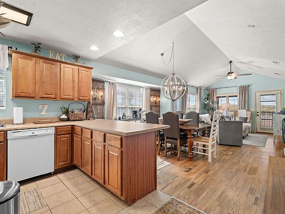 5th image of 7 Par Lane #5 BLDG 34