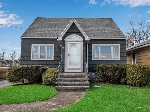 24 Aberdeen St, Cheektowaga, NY 14225