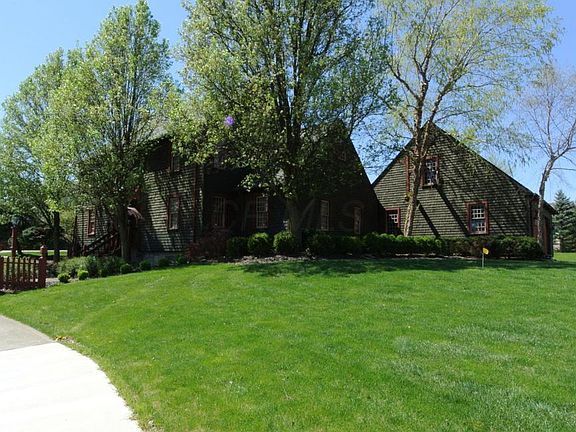 2nd image of 491 Damascus Dr