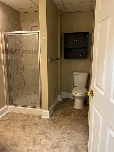 3 bed, $1,500 — Photo 2
