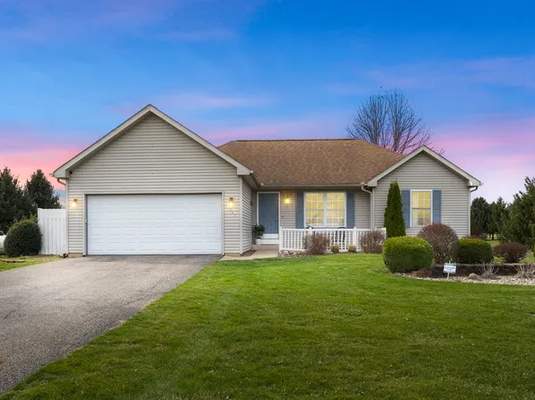 7785 Countryside Ln, East Leroy, MI 49051