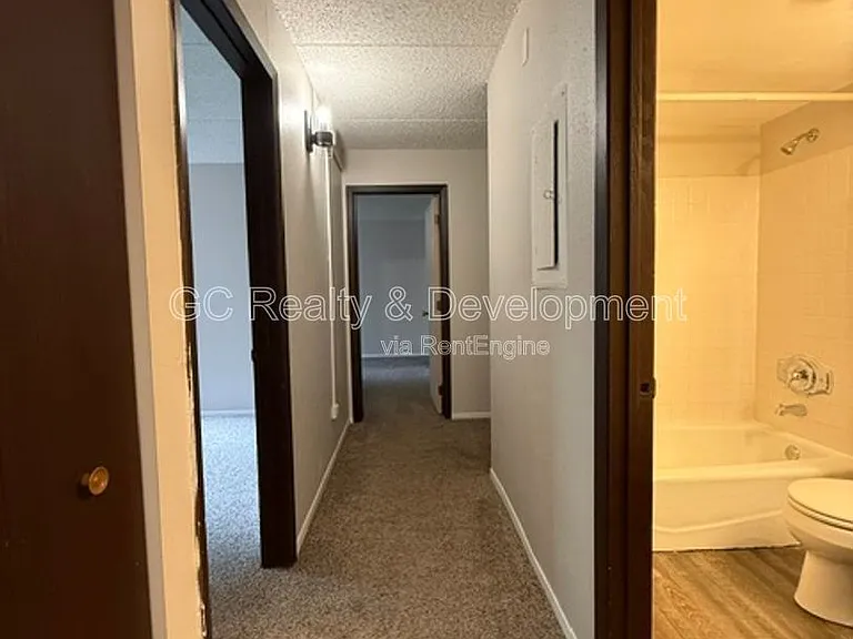 240 Klein Creek Ct #3 — Photo 5