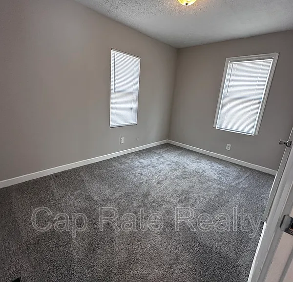 2359 McGuffey Rd — Photo 19